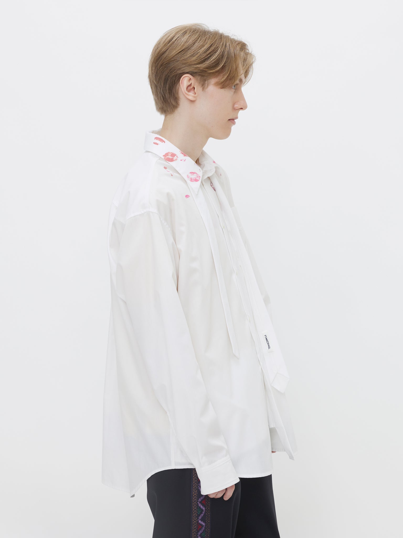 RIP SHIRT WITH TIE<br />[WHITE]