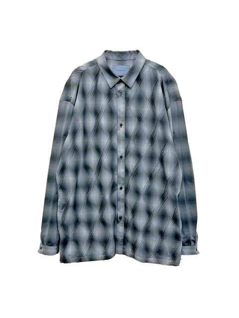 Long-sleeved shirt with double pleats <br />[BLUE CHECK]