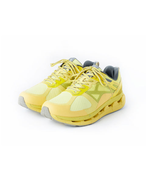 71 MICHAEL×MOISTHROUGH SNEAKERS<br />[YELLOW]