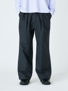 WIDE SLACKS<br />[DARK GRAY]