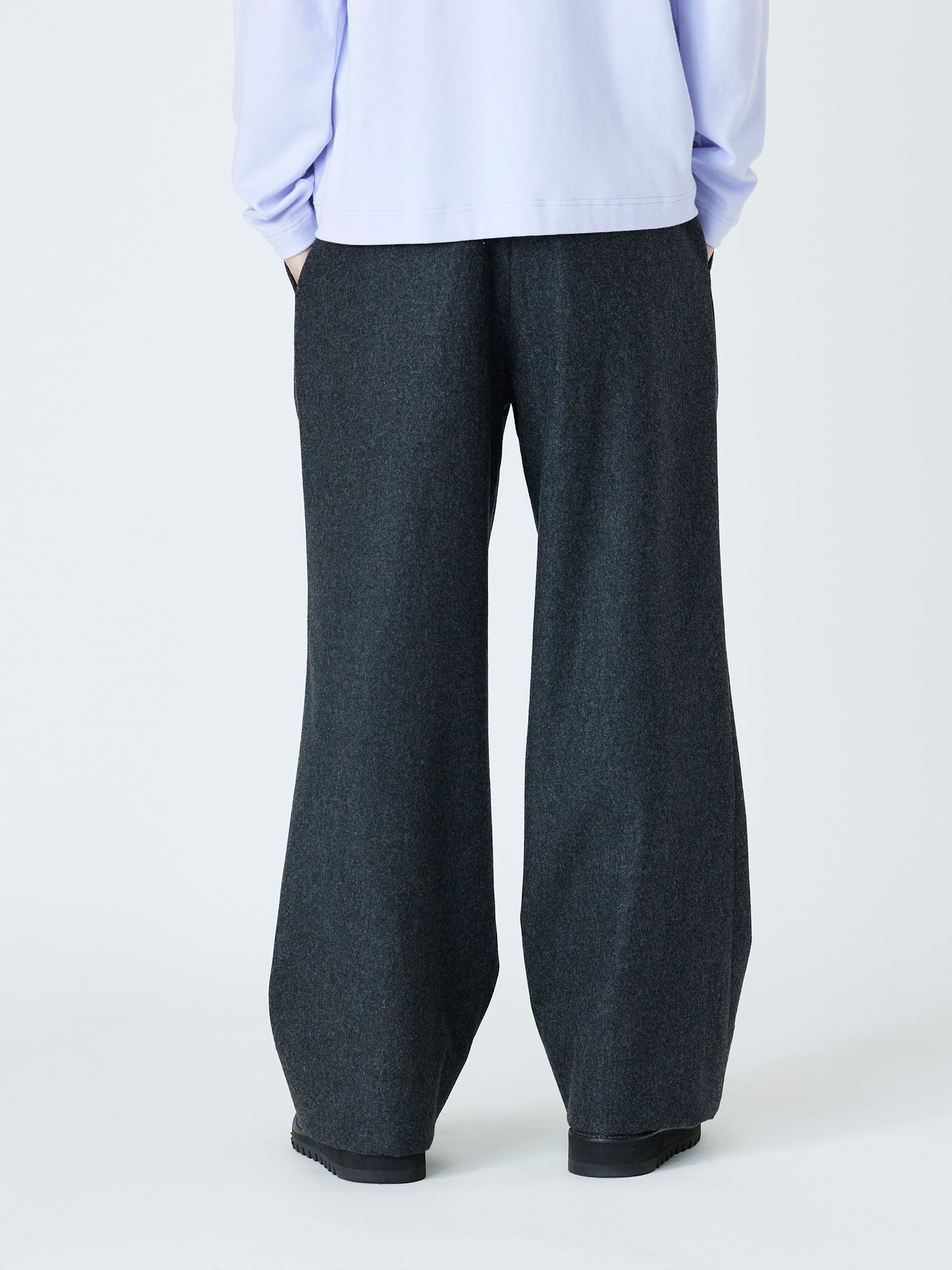 WIDE SLACKS<br />[DARK GRAY]