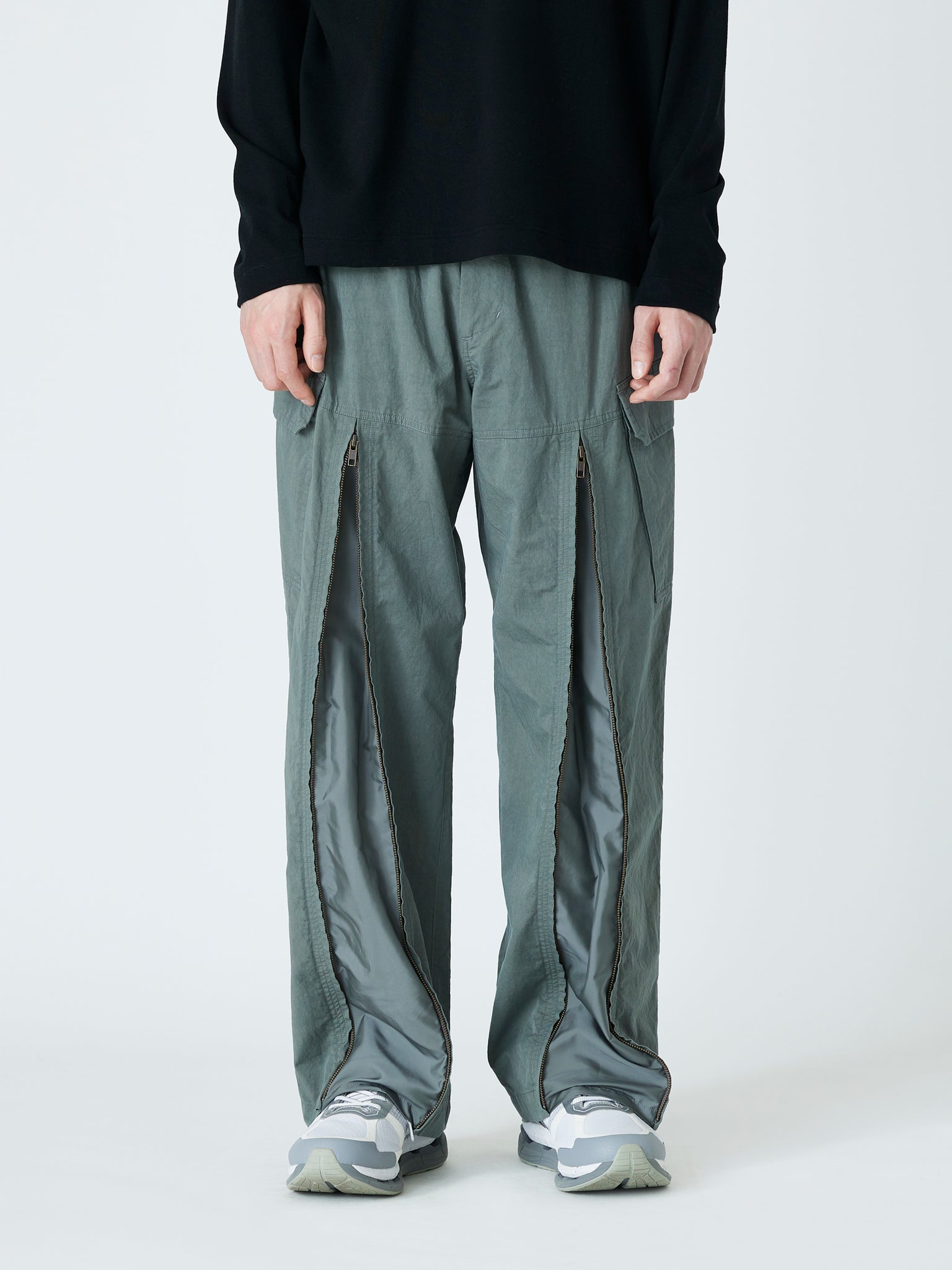 MILITARY PANTS WITH LONG ZIPPER<br />[DARK SAGE]