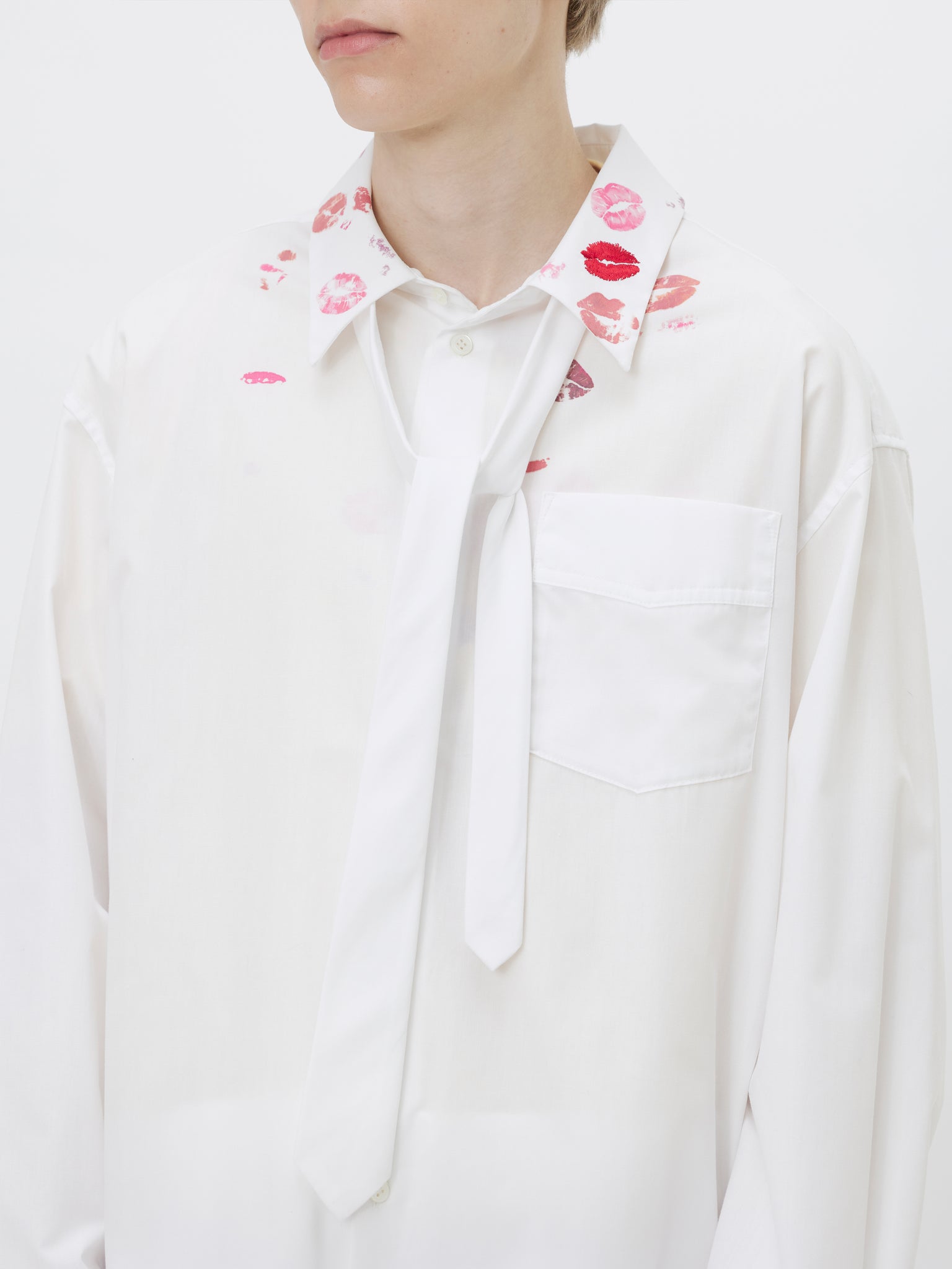 RIP SHIRT WITH TIE<br />[WHITE]
